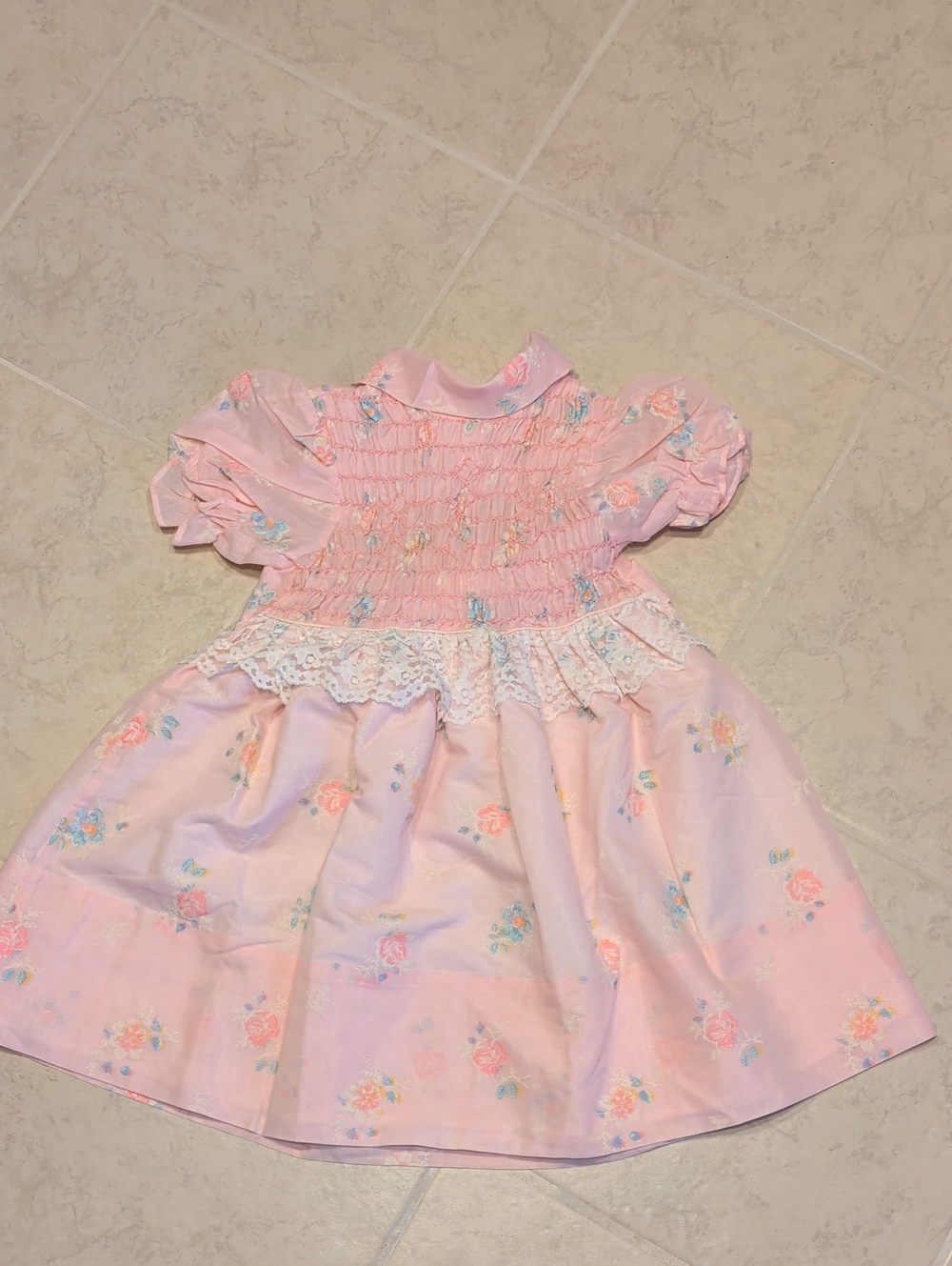 Sears Vintage Winnie The Pooh Floral Lace-Trim Smocked Girls Dress